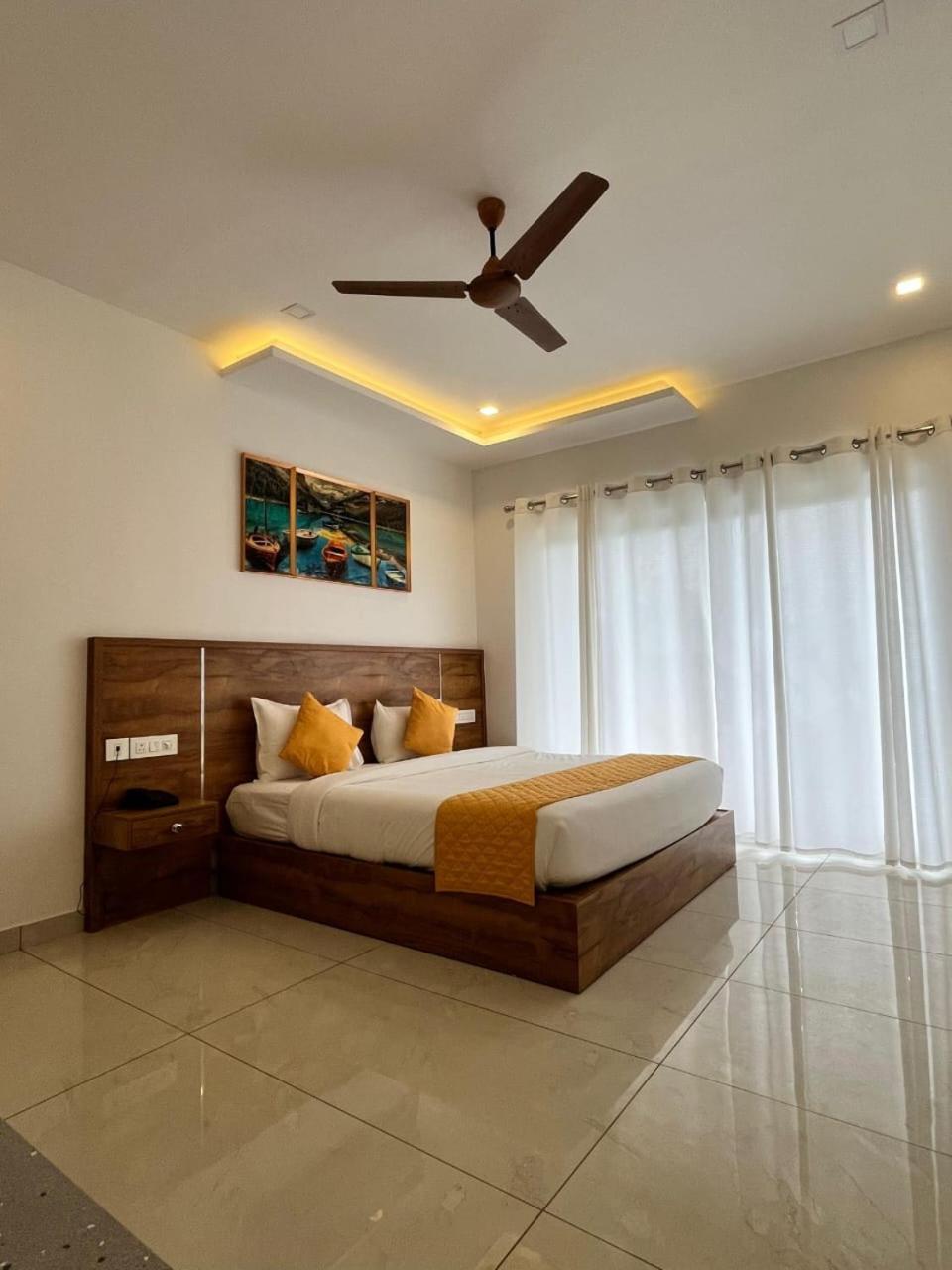 Anachal Aura Springs Resort מראה חיצוני תמונה
